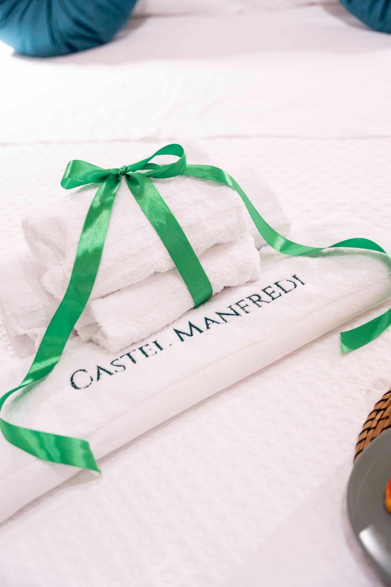 Castel Manfredi Apartments Manfredonia Exterior photo